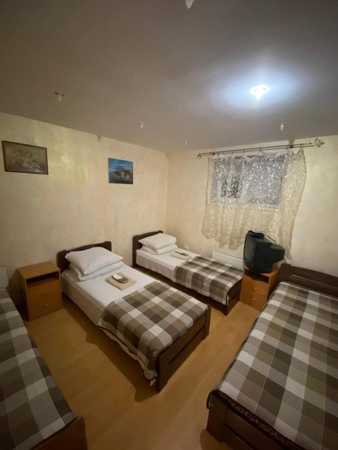 Inn Khlibodarskiy Khlibodarske Экстерьер фото