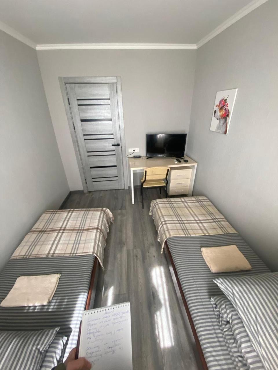 Inn Khlibodarskiy Khlibodarske Экстерьер фото