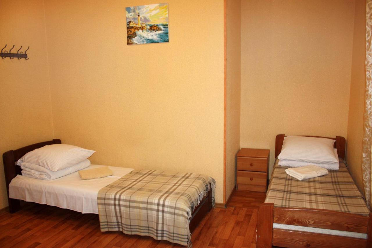 Inn Khlibodarskiy Khlibodarske Экстерьер фото