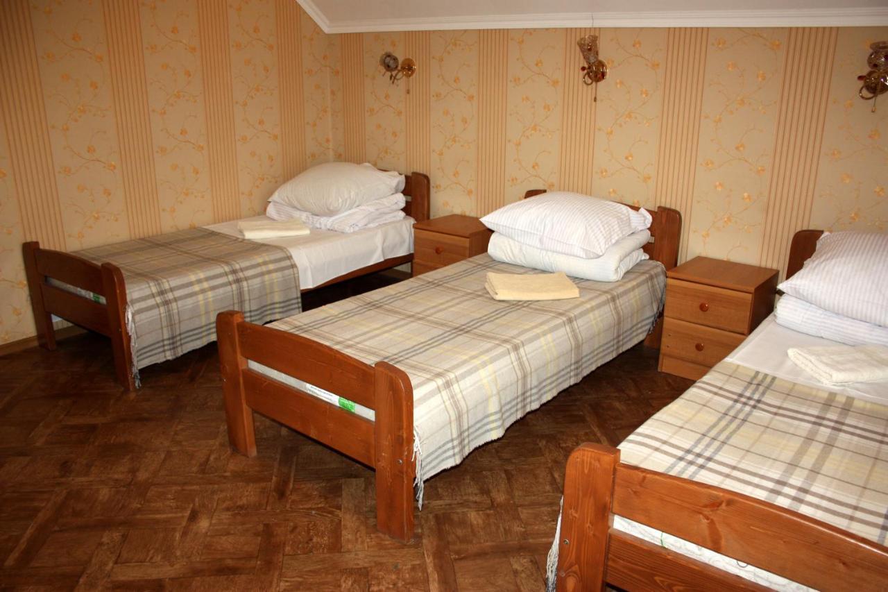 Inn Khlibodarskiy Khlibodarske Экстерьер фото